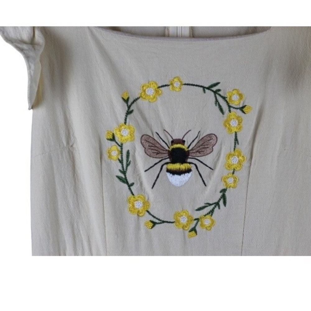 Romwe Cream Embroidered Bee Floral Midi Dress Cottagecore Ruffle Sleeve Medium - Picture 3 of 8